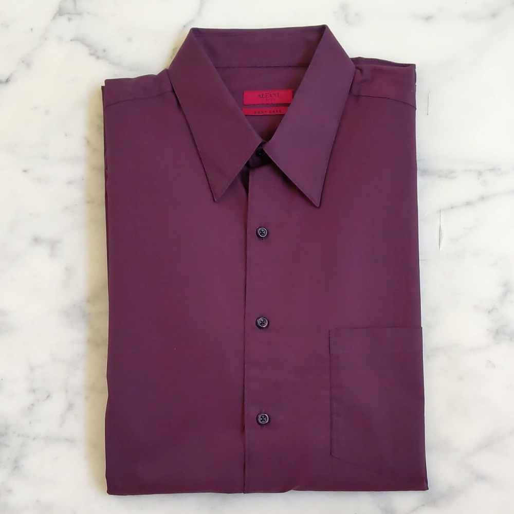 NWT. Alfani Fitted Men's 100% Cotton Burgundy Red Dress Shirt.